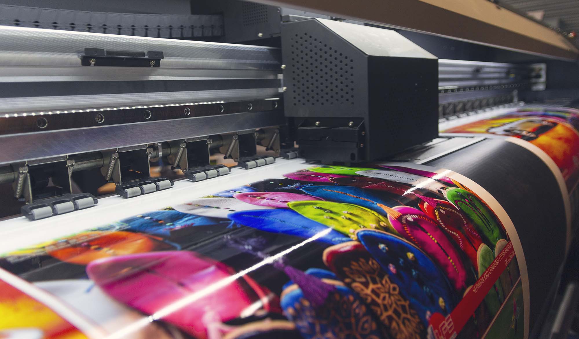What's the Difference Between Sheet-Fed & Web Press Printing?